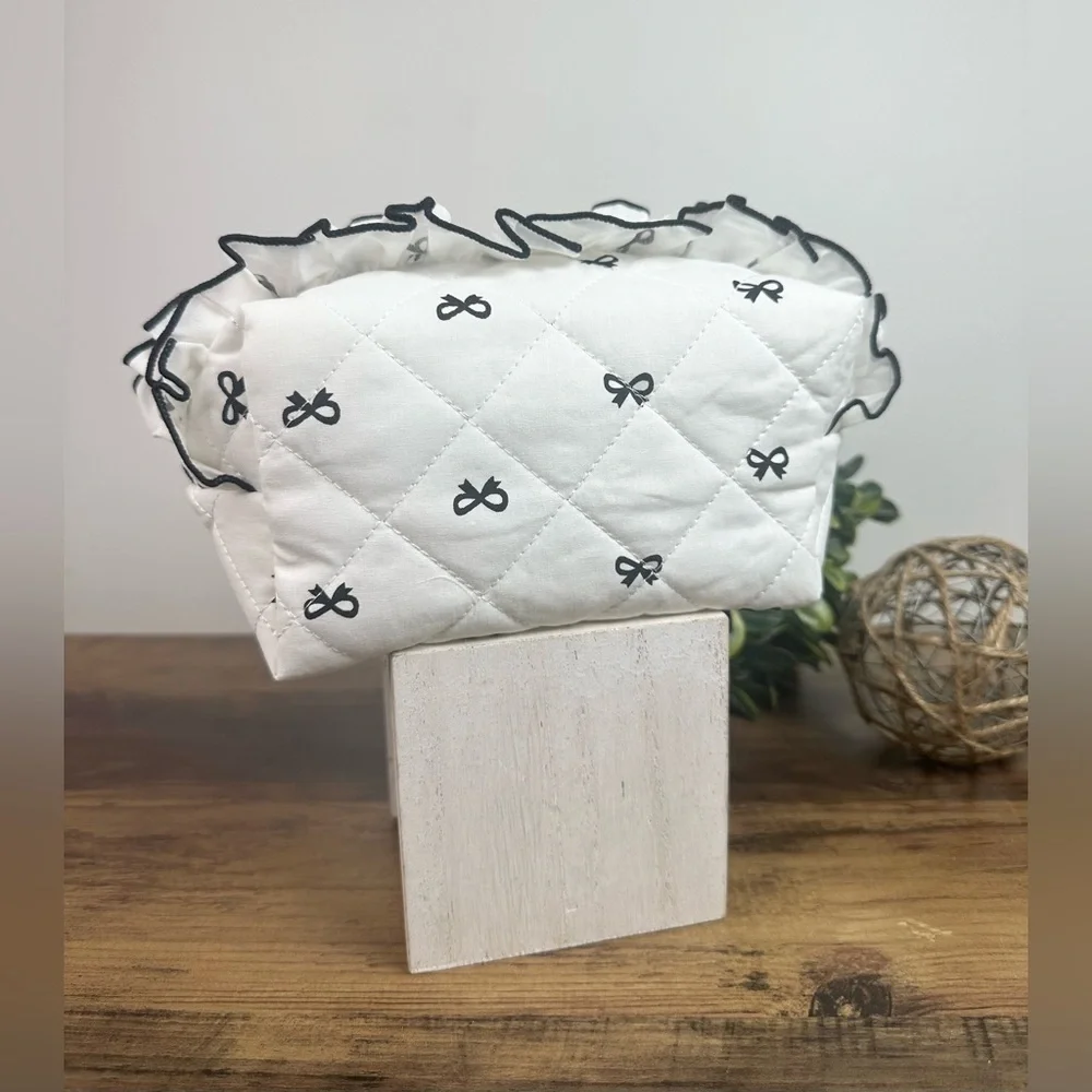 Makeup Cosmetics Toiletries Bag with Cute Bows and Ruffles - Picture 1 of 6